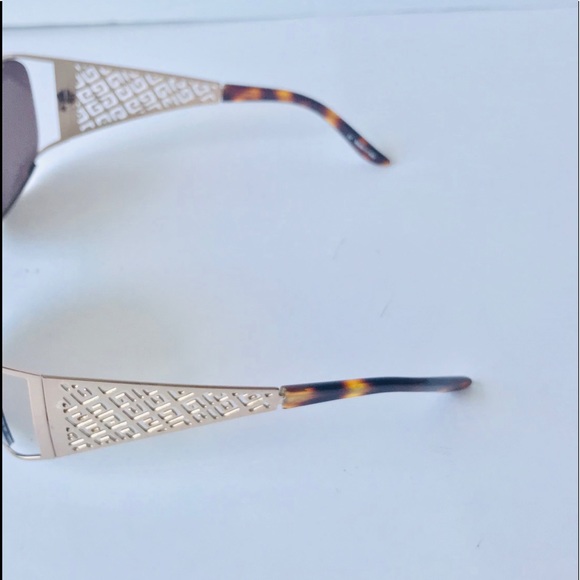 Givenchy | sunglasses - Picture 4 of 8